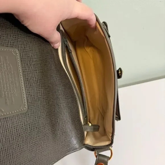 Vintage Hunting World Crossbody Shoulder Bag Green Flap Battue Leather ITALY - Picture 11 of 12